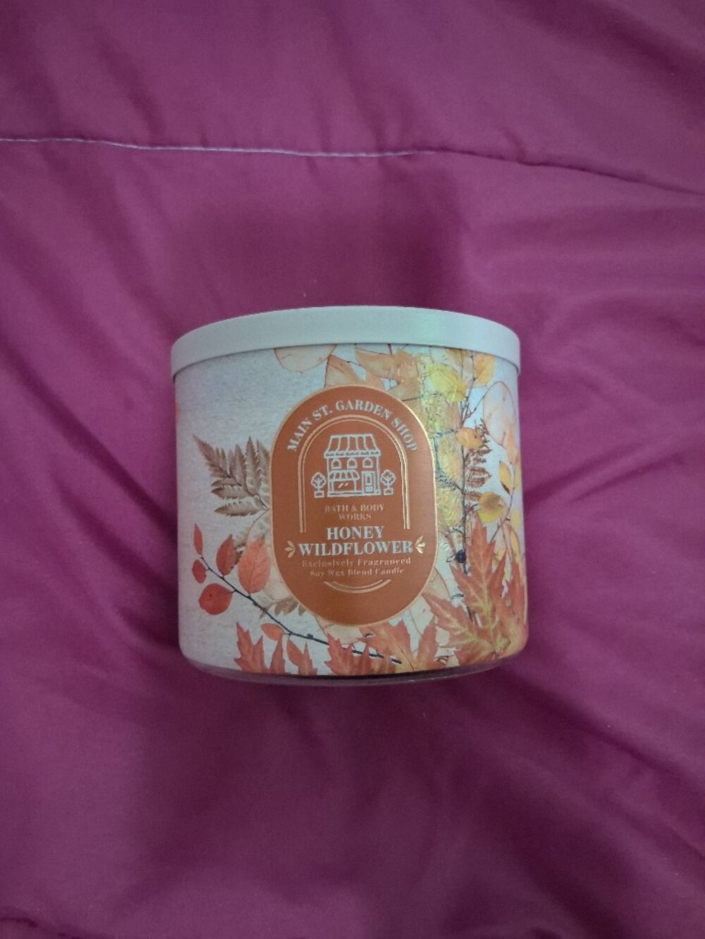 B&BW 3 Wick Candle - Honey Wildflower (Pear/Honey/Wildflowers)